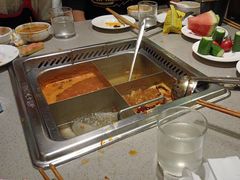 -海底捞火锅(宝龙广场夜宵主题店)