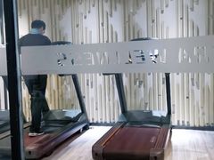 -一兆韦德健身(张杨路店)