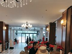 -鹏城人家海鲜酒家·23年老字号(较场尾店)