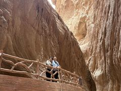 -天山神秘大峡谷