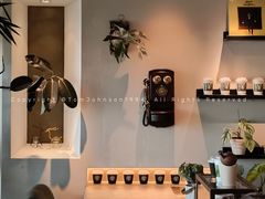 -luutosa  cafe & tea 鹿兔山