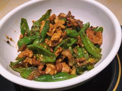辣椒炒肉-大碗先生(万家丽店)