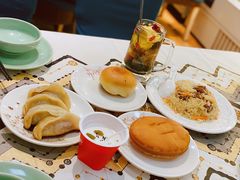 -贯贯吉·清真餐厅(浙江中路店)