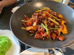 -月枫江南小馆(绿地缤纷广场店)