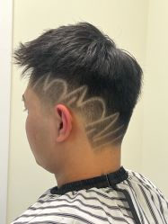 -理昂男士理发店 Barber shop