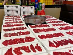 -罗二娘·鲜切牛自助火锅(罗湖东门步行街店)