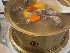 -汗腾格里·风味餐厅(新疆驻京办店)