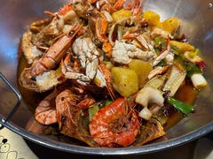 -七欣天香辣蟹火锅(上海银亿滨江店)