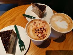 -星巴克(杭州西湖银泰1F店)