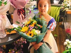 -花言草语鲜花店(灵山路店)