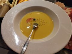 -牛YO寿喜烧·铁板烧和牛火锅自助(市府恒隆店)