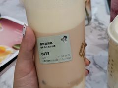 -喜茶(上海打浦桥日月光gelato lab+店)