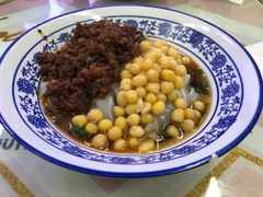 豌豆杂酱面-渝之汇牛肉豌杂面