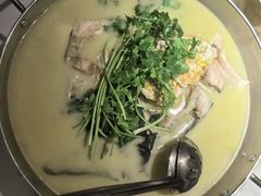 -佬湘楼·27年湘菜(天河都市广场店)