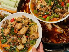 -鸿顺老铁锅美蛙鱼府(解放碑店)