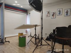 -花儿照相馆·最美证件照(红旗街万达店)