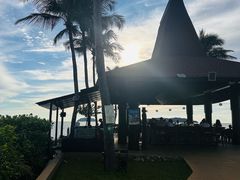 -Sunset Bar(丹绒亚路香格里拉店)