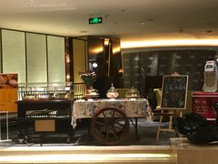 -岷山饭店-芝芝自助餐厅