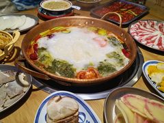 -洱火云南酸菜牛肉火锅(石景山当代商城店)