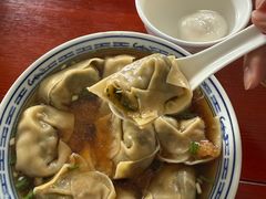 半菜半肉-古徽州馄饨店(宝安路店)