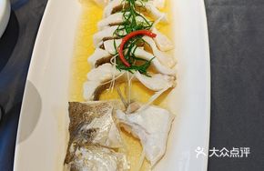 Shrimp Dumpling and Pork Patty Steamed Sea Bass