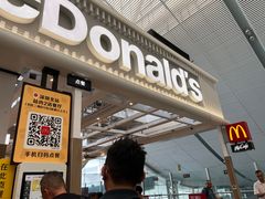 -麦当劳(深圳北站B2检票口楼上)