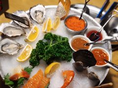 土蚝海鲜塔拼盘-囧吉香生蚝牛排馆(湖北路店)