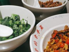 -味上湘菜馆(岳麓山店)