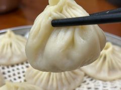 -正宗开封黄家灌汤小笼包子