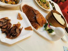 -九花山烤鸭店