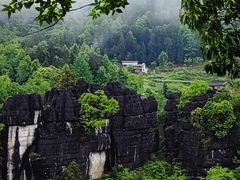 -梭布垭石林景区