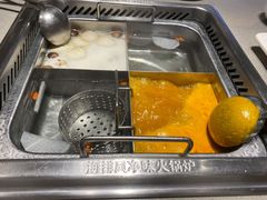 -海底捞火锅(金山百联店)