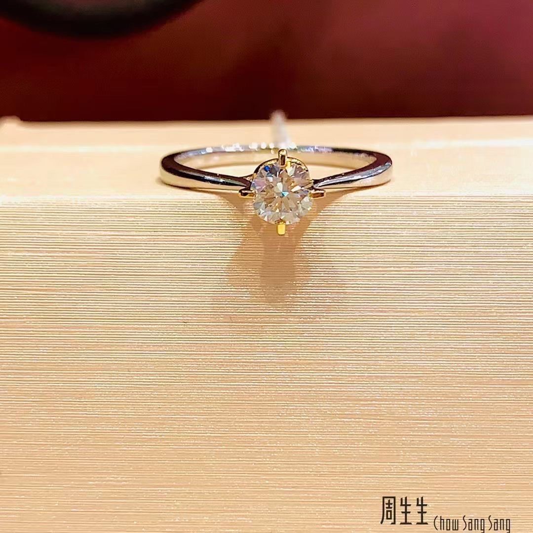 周生生同心结钻戒