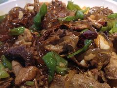 -清真吴记门钉肉饼·喜多利