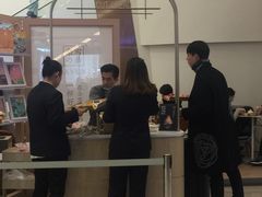 -奈雪的茶(市百一店)