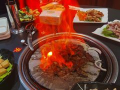 -牛味道炭火烤肉(湖前总店)