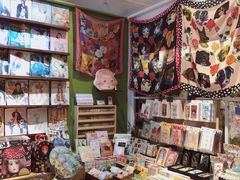 -恋物百货商店(华侨城店)