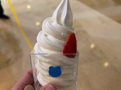 -兰熊鲜奶(颐堤港店)