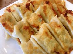 韭菜三鲜锅贴-丽华餐厅·天津菜(艳阳路店)