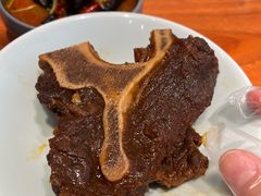 酱卤牛大骨-百春原湖南牛肉粉(百联世纪店)