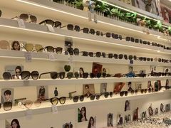 -优医视平价眼镜蔡司依视路折扣工厂店(德胜门店)