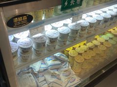-和大铭品鲜奶站(大连商场店)