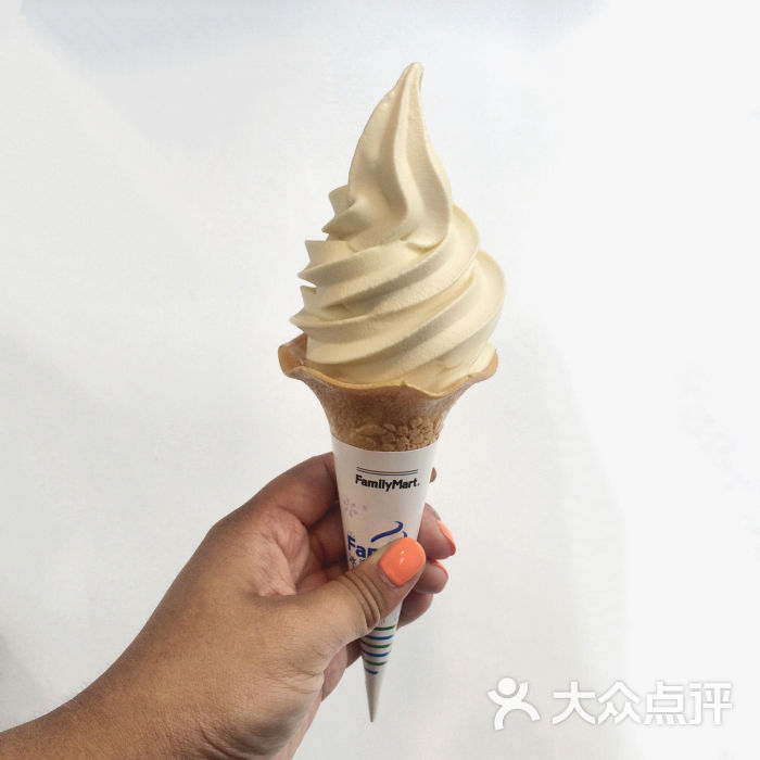 全家便利店(乐山路)香草冰激凌图片 - 第3张