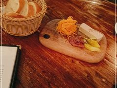 -羽深肉铺 Steak & Wine