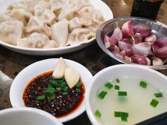 -周家大连水饺(美专校街店)