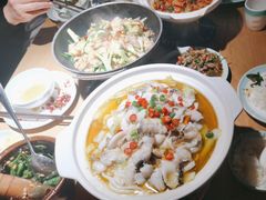 -呷湘厨·鱼汤捞饭·剁椒鱼头·辣椒炒肉(国家会展中心店)