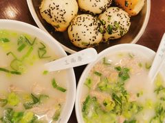 本帮肚肺汤-三两春(浦三路店)