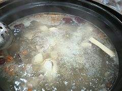 -濠轩阁特色生蚝火锅(水湾路店)