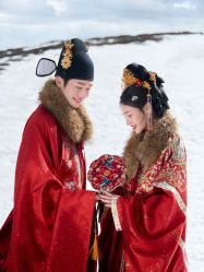 -雅云婚纱摄影工作室旗舰店