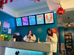 -荒岛实景沉浸密室(江汉路1店)